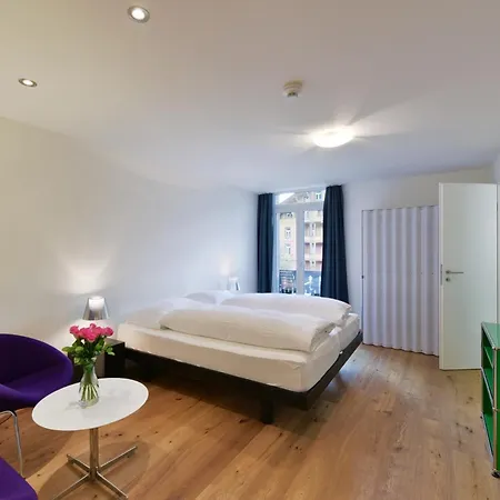 斯特恩酒店 伦克