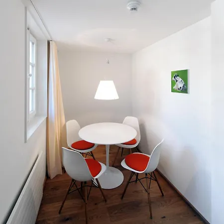 斯特恩酒店 3* 伦克